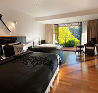 Springs Spa Villa - Internet Find