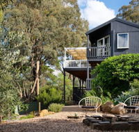 Hepburn Pool House - Internet Find