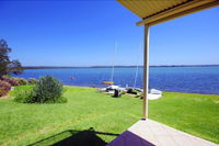 Blue Water at Mannering Park