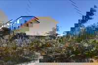 Seaview Retreat