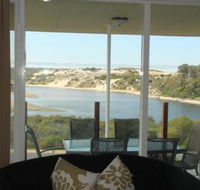 River Panorama Beach House - Internet Find