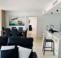 Cosmopolitan Exclusive Rental Apartments - Internet Find