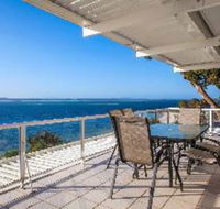 3 Bedroom House Classic View 2 / 49 Victoria Parade FREE WIFI - Internet Find