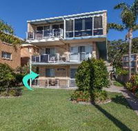 2 Bedroom Apartment Castaways Unit 1 - Internet Find