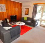 Cedar Holiday Units Apartment 4 - Internet Find
