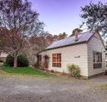 Forest Ave Cottages - Internet Find