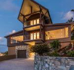 Horizons on Hamilton Island - Internet Find