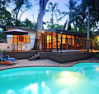 The Oak Beach Beachhouse - Internet Find