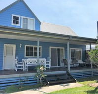 Kookaburra Cottage at Hat Head - Internet Find