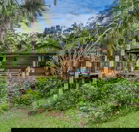 1 Bedroom Home Surrounded By Nature - Internet Find