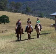 Lillydale Farmstay - Internet Find