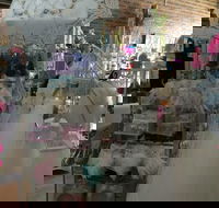 Wedding Shop on the Move - Internet Find