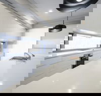 CRJ Designer Homes - Internet Find