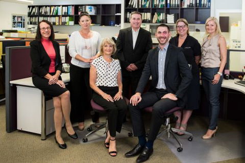 Macrossan & Amiet Solicitors - Internet Find 0