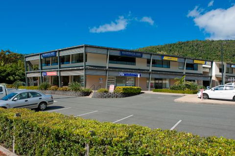 Macrossan & Amiet Solicitors - Internet Find 2