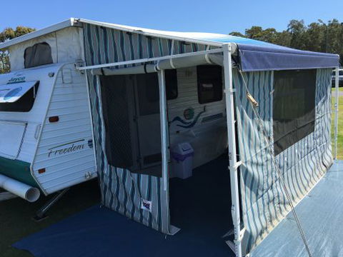 Midcoast Holiday Hire - Internet Find 2