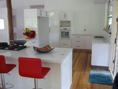 Tony Sorbello Cabinetmaker - Internet Find 0