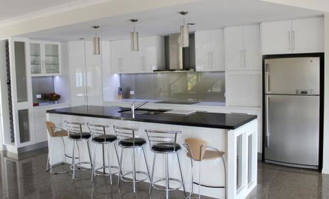 Top Notch Cabinets - Internet Find 1