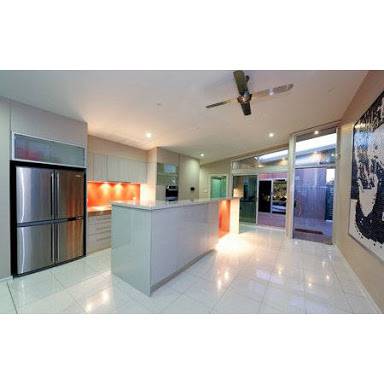 M & P Hamilton Kitchens - Internet Find 1