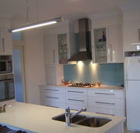 Timbertown Kitchens  Glass - Internet Find