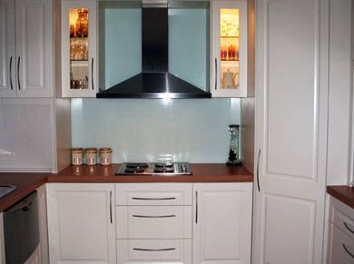 Centre Coast Cabinets & Shopfitters - Internet Find 1