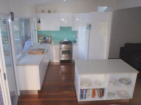 Kameo Kitchens - Internet Find 3