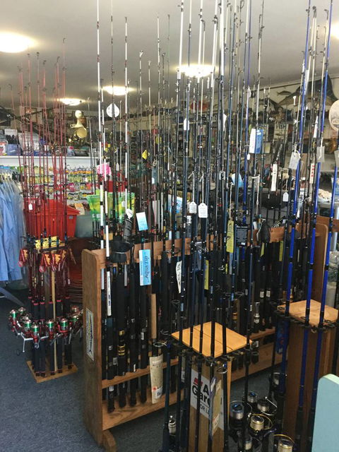 Airlie Bait & Tackle - Internet Find 3