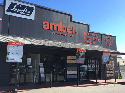 Amber Armidale - Internet Find 4