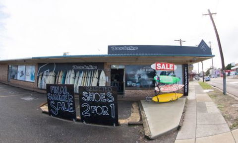 Boarderline Surf & Skate - Internet Find 0