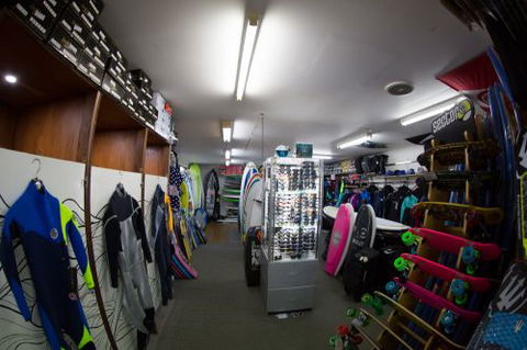 Boarderline Surf & Skate - Internet Find 4