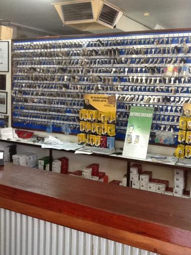 Shaine Hunter Locksmiths - Internet Find 1