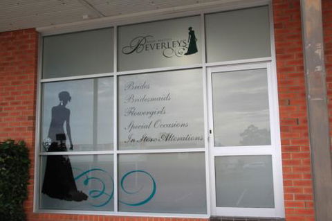 Beverleys Bridal Boutique - Internet Find 0