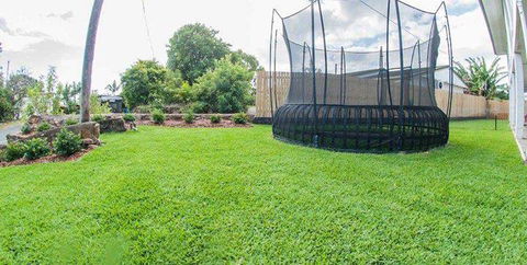 Hamilton Plains Turf - Internet Find 4