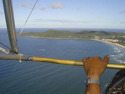 David Cookman–Sunshine Coast Hang Gliding - Internet Find 1