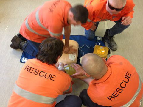 First Aid Advantage - Internet Find 0