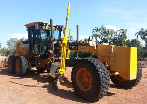 MCE Mark Cundall Earthmoving - Internet Find 15