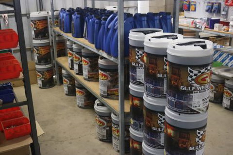 McMahons Truck And Trailer Parts - Internet Find 3