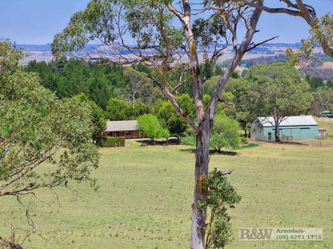 Richardson & Wrench Armidale - Internet Find 4