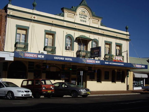 Oxford Hotel - Internet Find 2