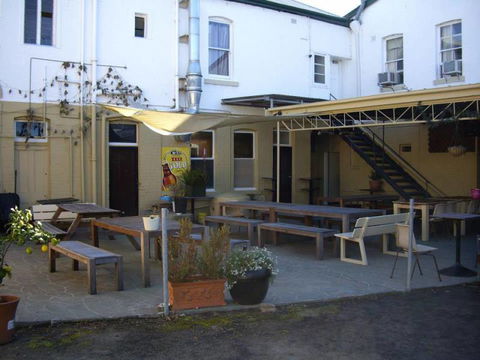 Oxford Hotel - Internet Find 4