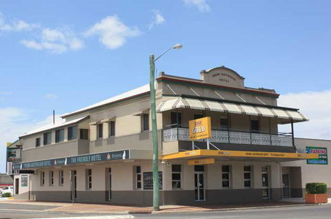 Young Australian Hotel - Internet Find 0