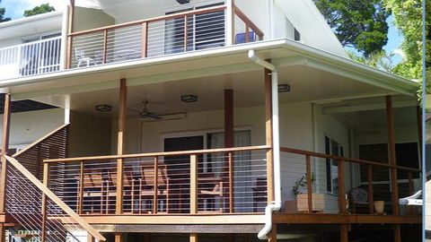 Designer Decks & Patios - Internet Find 2