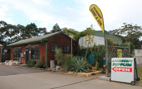 Salamander Sand, Soil & Landscaping Supplies - Internet Find 0