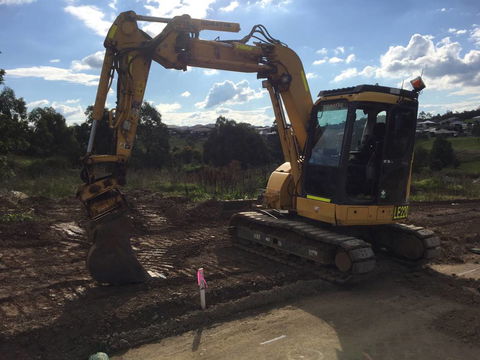 LANTRY Earthmoving Pty Ltd - Internet Find 1