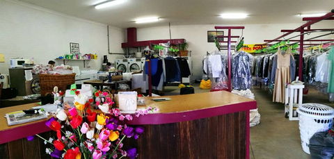 Happy Cat Dry Cleaners - Internet Find 0