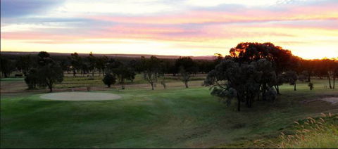 Moranbah Golf Club Inc. - Internet Find 3