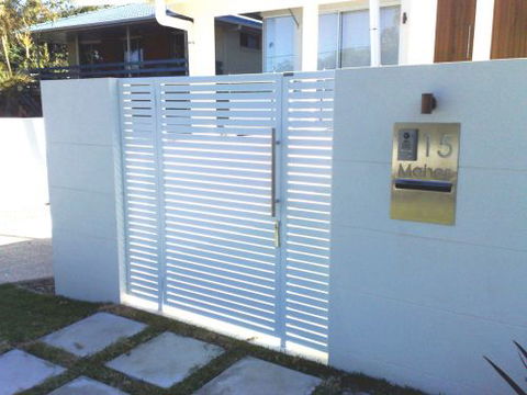 Noosa Custom Gates - Internet Find 1
