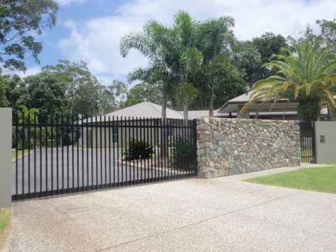 Noosa Custom Gates - Internet Find 4