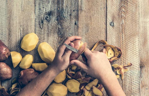 DJ’s Wholesale Fruit Market & Ezy Peel - Internet Find 4