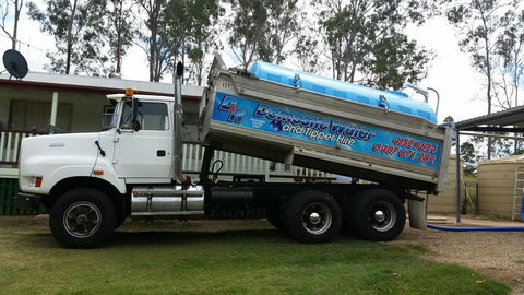 D & R Domestic Water And Tipper Hire - Internet Find 0